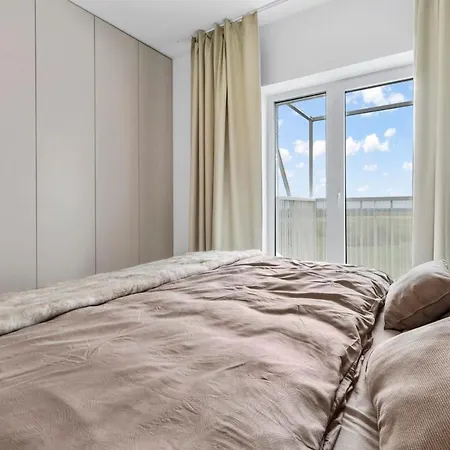 شقة Slnecnice 2-bedroom On Floor 6 With 4 Balcony And Parking By Skyviews